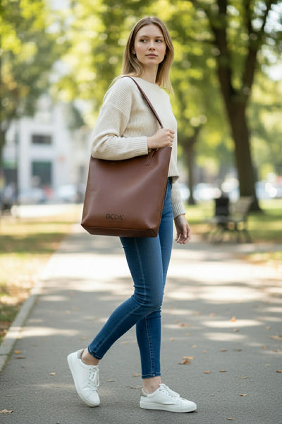 Leather Tote Bag with MOQ of 50pcs